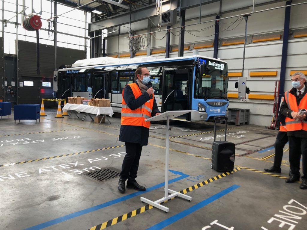 Transformation énergétique des bus en Île-de-France : visite d'un centre bus équipé pour l'exploitation et la maintenance des bus au GNV / BioGNV