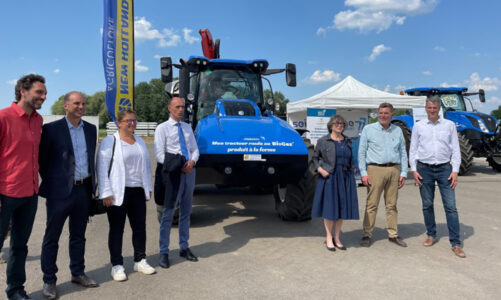 Le département de Seine-et-Marne inaugure son premier tracteur au BioGNV